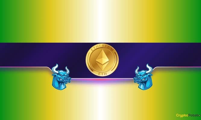 Ethereum trades above $3,000 as analysts compare its current structure to the 2017 rally, with rising open interest, record wallets, and key levels in focus.